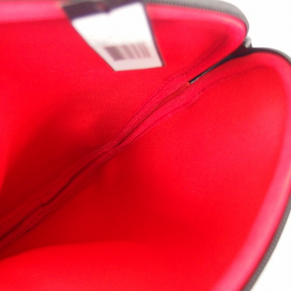 実際に弊社で買取させて頂いた【未使用】MARC BY MARC JACOBS/マークバイマークジェイコブス ロゴ総柄 タブレットケース/クラッチバッグ 2点セットの画像 3枚目