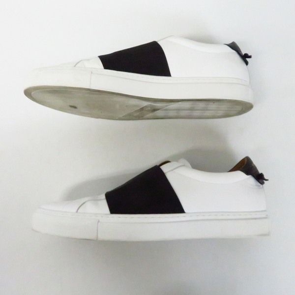 実際に弊社で買取させて頂いたGIVENCHY/ジバンシィ18AW ストラップ ロートップ スニーカー BM08337876/43の画像 3枚目