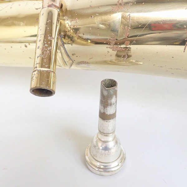 実際に弊社で買取させて頂いた★【ジャンク】YAMAHA/ヤマハ YAH-202/YAH202 アルトホルン ハードケース付の画像 8枚目