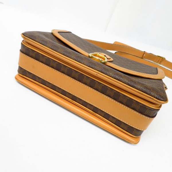 実際に弊社で買取させて頂いたCELINE/セリーヌ マカダム柄 ショルダー バッグの画像 2枚目