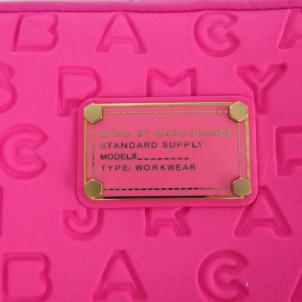 実際に弊社で買取させて頂いた【未使用】MARC BY MARC JACOBS/マークバイマークジェイコブス タブレットケース/クラッチバッグ 3点セットの画像 4枚目