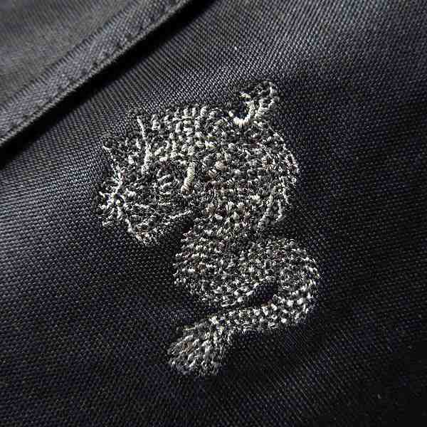 実際に弊社で買取させて頂いたJEAN PAUL GAULTIER/ジャンポールゴルチェ 背面刺繍 ジャージー 長袖 カットソー ブラック 48の画像 2枚目