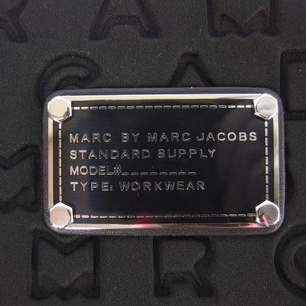 実際に弊社で買取させて頂いた【未使用】MARC BY MARC JACOBS/マークバイマークジェイコブス タブレットケース/クラッチバッグ 黒/灰 2点セットの画像 1枚目