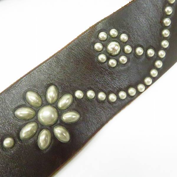 実際に弊社で買取させて頂いたHTC/エイチティーシー レザー スタッズベルト 34の画像 5枚目