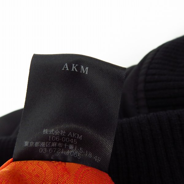 実際に弊社で買取させて頂いたAKM/エーケーエム 17AW ACTION MA-1 フライトジャケット B223/OLの画像 4枚目