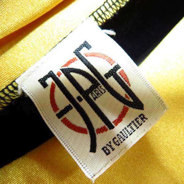 実際に弊社で買取させて頂いたJPG/ジャンポールゴルチェ ボーダー/コミックプリント 長袖 Tシャツ/カットソー 48の画像 2枚目