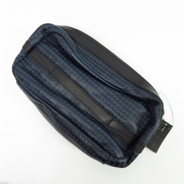 実際に弊社で買取させて頂いた【未使用】MARC BY MARC JACOBS/マークバイマークジェイコブス クラッチバッグ ポーチ付き M0003962の画像 1枚目