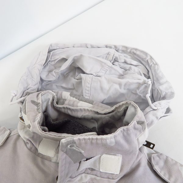 実際に弊社で買取させて頂いた【未使用】AKM/エーケーエム カモフラ柄 ボアライナー M-65 ミリタリージャケット B055 CTN198/XLの画像 6枚目