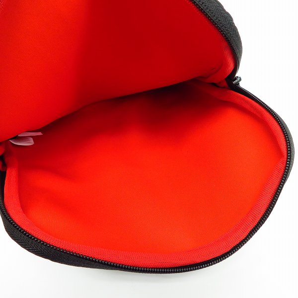 実際に弊社で買取させて頂いた【未使用】MARC BY MARC JACOBS/マークバイマークジェイコブス ロゴ総柄 タブレットケース/クラッチバッグ 2点セットの画像 4枚目