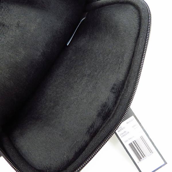 実際に弊社で買取させて頂いた【未使用】MARC BY MARC JACOBS/マークバイマークジェイコブス PC タブレットケース ブラック M6PE024の画像 3枚目