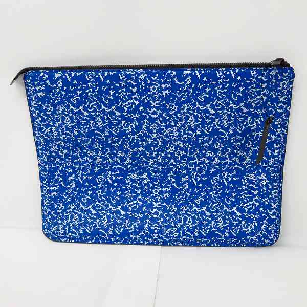 実際に弊社で買取させて頂いた【未使用】MARC BY MARC JACOBS/マークバイマークジェイコブス PC タブレットケース/クラッチバッグ M0003934の画像 1枚目
