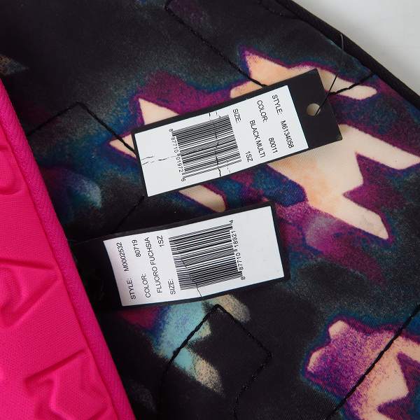 実際に弊社で買取させて頂いた【未使用】MARC BY MARC JACOBS/マークバイマークジェイコブス タブレットケース/クラッチバッグ ピンク/ブラック系 2点セットの画像 5枚目