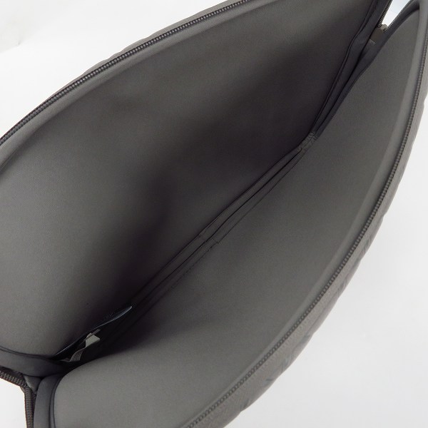 実際に弊社で買取させて頂いた【未使用】MARC BY MARC JACOBS/マークバイマークジェイコブス PCケース/ブリーフケース M0005245の画像 4枚目