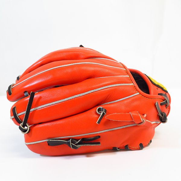 実際に弊社で買取させて頂いたHi-GOLD/ハイゴールド 軟式用グラブ/グローブ 己極シリーズ 三塁手/オールポジション用 OKG-6125の画像 1枚目