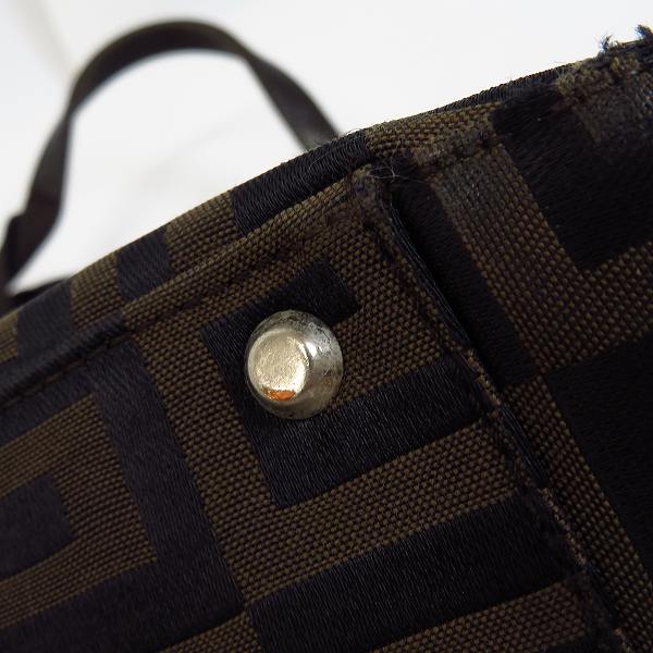 実際に弊社で買取させて頂いたGIVENCHY/ジバンシィ 総柄 ハンドバッグの画像 7枚目