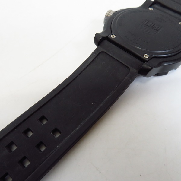 実際に弊社で買取させて頂いたLUMINOX/ルミノックス 腕時計 SERIES 8800の画像 4枚目