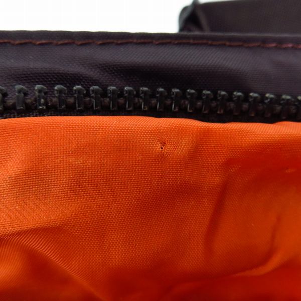 実際に弊社で買取させて頂いたMARC BY MARC JACOBS/マークバイマークジェイコブス ウエストポーチ/ボディバッグ M003912の画像 4枚目