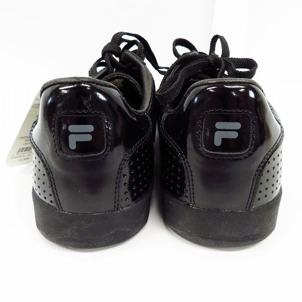 実際に弊社で買取させて頂いた【観賞用】FILA/フィラ エナメル ローカットスニーカー 27.5の画像 1枚目