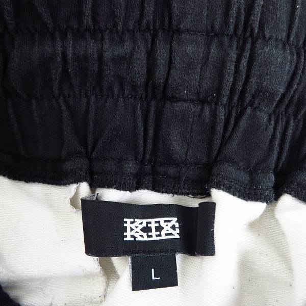 実際に弊社で買取させて頂いたKTZ/ケーティーゼット 裾リブ ワッペン スウェット ハーフ パンツ/Lの画像 2枚目