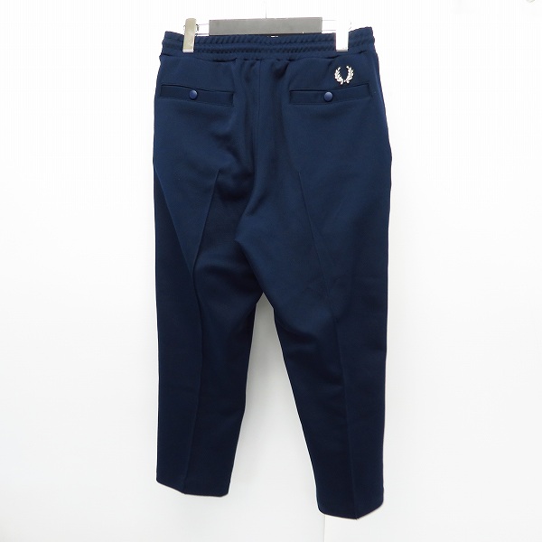 実際に弊社で買取させて頂いたFRED PERRY/フレッドペリー Cropped Pocket Track Pants/クロップド ポケット トラック パンツ F4322 Size：Mの画像 1枚目