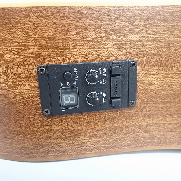 実際に弊社で買取させて頂いた★Taylor/テイラー Academy 10e/アカデミー エレアコ/アコースティックギター ギグケース付の画像 7枚目