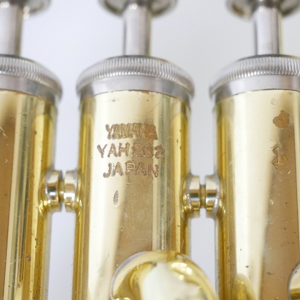 実際に弊社で買取させて頂いた★【ジャンク】YAMAHA/ヤマハ YAH-202/YAH202 アルトホルン ハードケース付の画像 4枚目