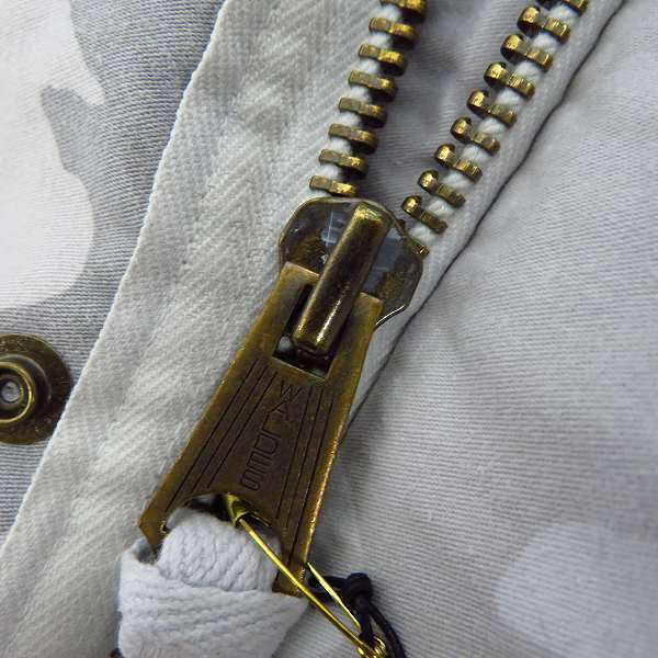 実際に弊社で買取させて頂いた【未使用】AKM/エーケーエム カモフラ柄 ボアライナー M-65 ミリタリージャケット B055 CTN198/XLの画像 5枚目