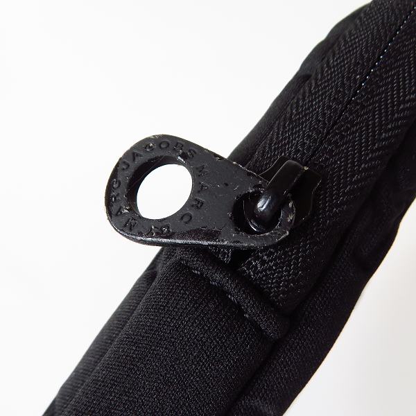 実際に弊社で買取させて頂いた【未使用】MARC BY MARC JACOBS/マークバイマークジェイコブス タブレットケース/クラッチバッグ 黒/灰 2点セットの画像 5枚目