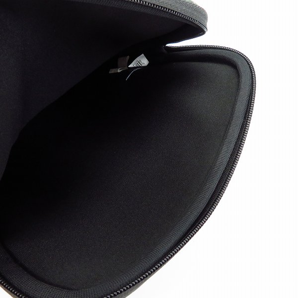 実際に弊社で買取させて頂いた【未使用】MARC BY MARC JACOBS/マークバイマークジェイコブス PC タブレットケース/クラッチバッグ M0001054Aの画像 3枚目