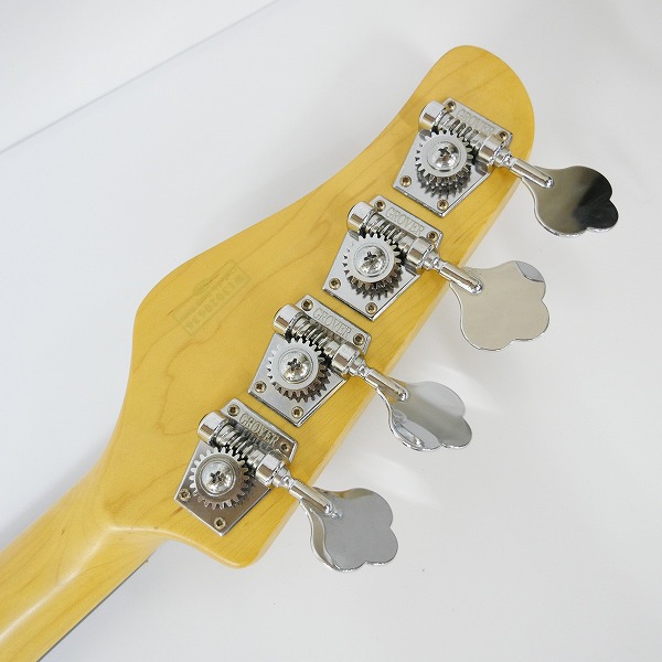 実際に弊社で買取させて頂いた★【難あり】SCHECTER/シェクター DIAMOND SERIES AD-DIAMOND-P VWHT エレキベース ソフトケース付きの画像 2枚目