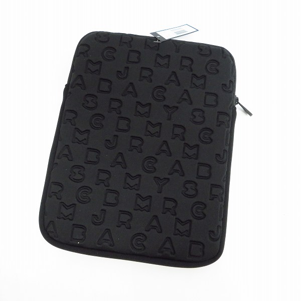 実際に弊社で買取させて頂いた【未使用】MARC BY MARC JACOBS/マークバイマークジェイコブス PC タブレットケース ブラック M6PE024の画像 1枚目