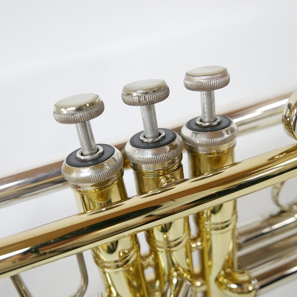 実際に弊社で買取させて頂いた★Bach/バック Stradivarius/ストラディバリウス トランペット 180ML37 Sterling Silver plus セミハードケース付きの画像 5枚目