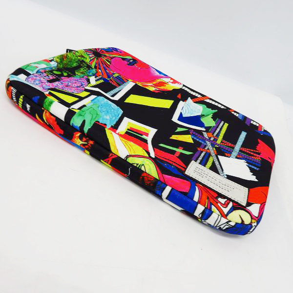 実際に弊社で買取させて頂いた【未使用】MARC BY MARC JACOBS/マークバイマークジェイコブス PC タブレットケース/クラッチバッグ M0006986の画像 2枚目