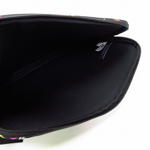 実際に弊社で買取させて頂いた【未使用】MARC BY MARC JACOBS/マークバイマークジェイコブス PC タブレットケース/クラッチバッグ M0006986の画像 3枚目