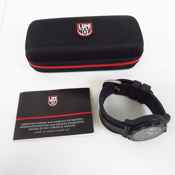実際に弊社で買取させて頂いたLUMINOX/ルミノックス シールズ 8800 腕時計【動作未確認】の画像 6枚目