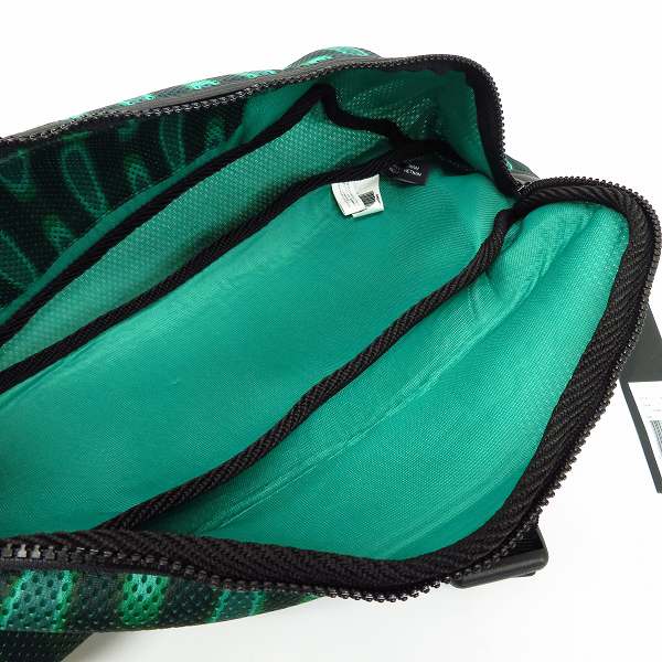 実際に弊社で買取させて頂いた【未使用】MARC BY MARC JACOBS/マークバイマークジェイコブス ボディバッグ/ウエストバッグ M0003187の画像 3枚目