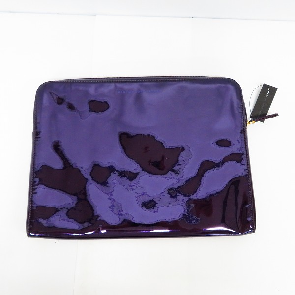 実際に弊社で買取させて頂いた【未使用】MARC BY MARC JACOBS/マークバイマークジェイコブス PC タブレットケース/クラッチバッグ エナメル M0001226B 