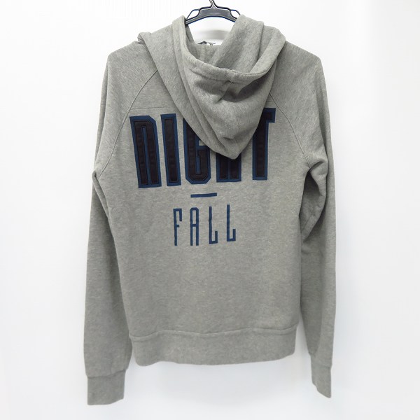 実際に弊社で買取させて頂いたDior HOMME/ディオールオム night ロゴ ジップフーディー XSの画像 1枚目