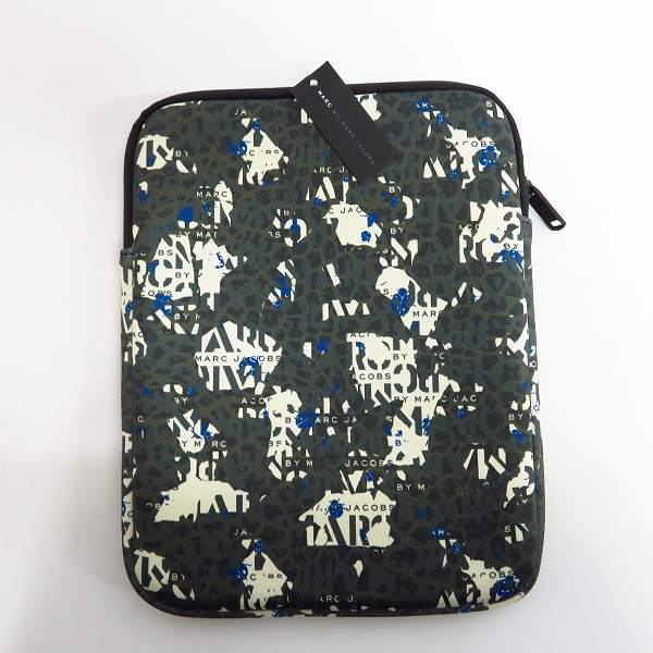 実際に弊社で買取させて頂いた【未使用】MARC BY MARC JACOBS/マークバイマークジェイコブス PC タブレットケース/クラッチバッグ M0001054Aの画像 1枚目
