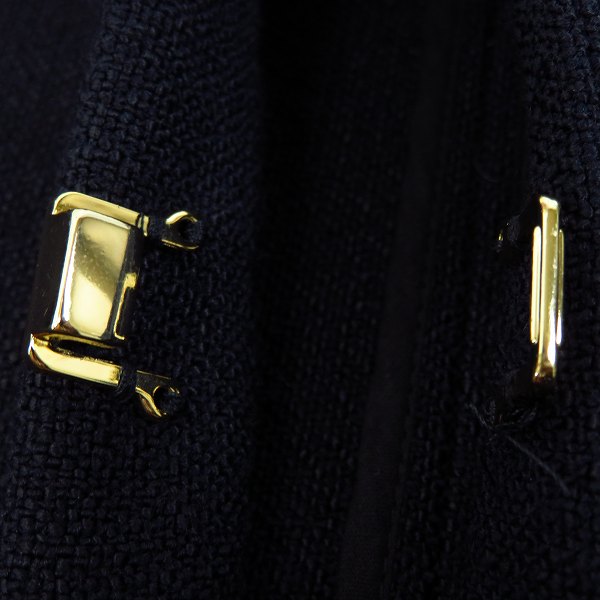 実際に弊社で買取させて頂いたMARNI/マルニ フリル付き レーヨンジャケット/40の画像 5枚目