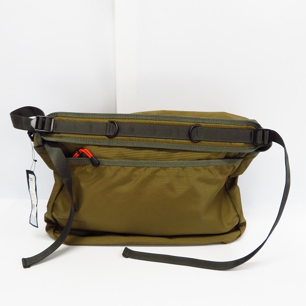 実際に弊社で買取させて頂いた【未使用】MARC BY MARC JACOBS/マークバイマークジェイコブス ショルダーバッグ/メッセンジャー M0006945の画像 1枚目