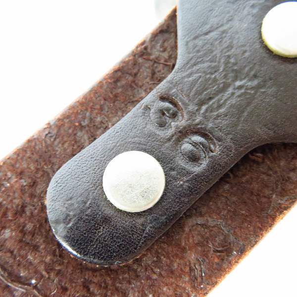 実際に弊社で買取させて頂いたHTC/Hollywood Trading Company/エイチティーシー レザーベルト レザー切り替え スタッズ/ストーン ブラウン系の画像 3枚目