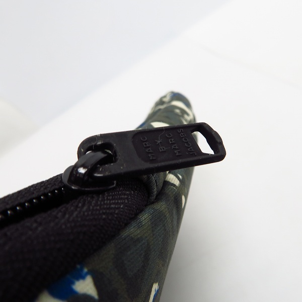 実際に弊社で買取させて頂いた【未使用】MARC BY MARC JACOBS/マークバイマークジェイコブス PC タブレットケース/クラッチバッグ M0001054Aの画像 6枚目