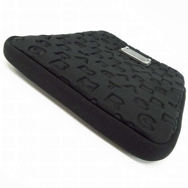 実際に弊社で買取させて頂いた【未使用】MARC BY MARC JACOBS/マークバイマークジェイコブス PC タブレットケース ブラック M6PE024の画像 2枚目