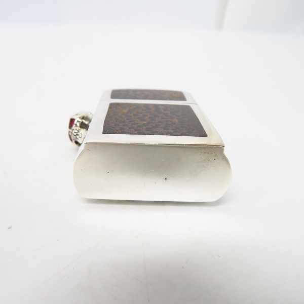 実際に弊社で買取させて頂いた【ギャラ付】GHOST by STANLEY GUESS/ゴーストbyスタンリーゲス ZIPPO スカルヒンジ レオパードウッドインレイの画像 5枚目