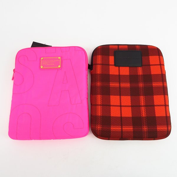 実際に弊社で買取させて頂いた【未使用】MARC BY MARC JACOBS/マークバイマークジェイコブス PC タブレットケース/クラッチバッグ M0001047他 2点セット