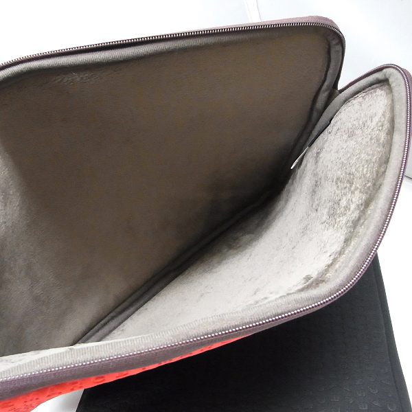 実際に弊社で買取させて頂いた【未使用】MARC BY MARC JACOBS/マークバイマークジェイコブス PC タブレットケース M6123602 2点セットの画像 7枚目