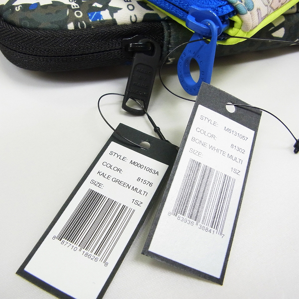 実際に弊社で買取させて頂いた【未使用】MARC BY MARC JACOBS/マークバイマークジェイコブス PC タブレットケース M0001053A/M6131057 2点セットの画像 5枚目