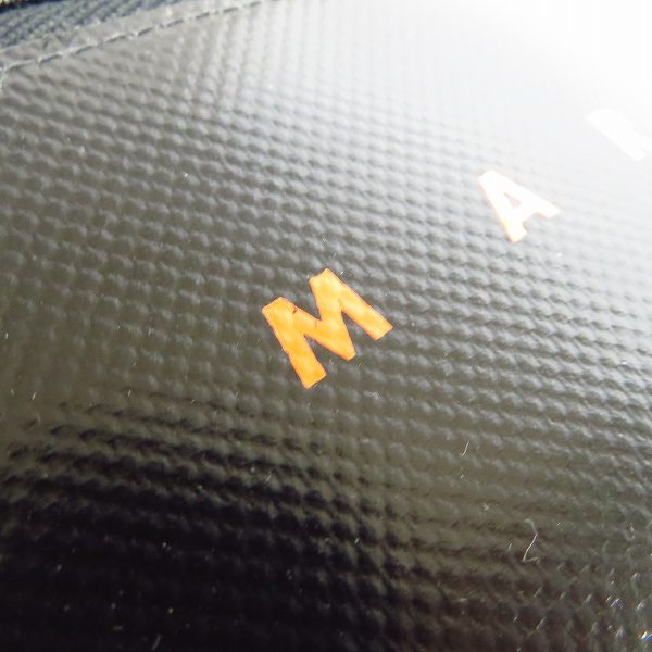 実際に弊社で買取させて頂いたMARNI/マルニ バイカラー クラッチバッグ PHMI0001A2P3572の画像 4枚目