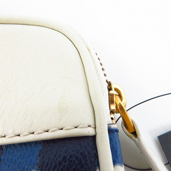 実際に弊社で買取させて頂いた【未使用含む】MARC BY MARC JACOBS/マークバイマークジェイコブス PCタブレットケース M0001053A/M6131011 2点セットの画像 5枚目